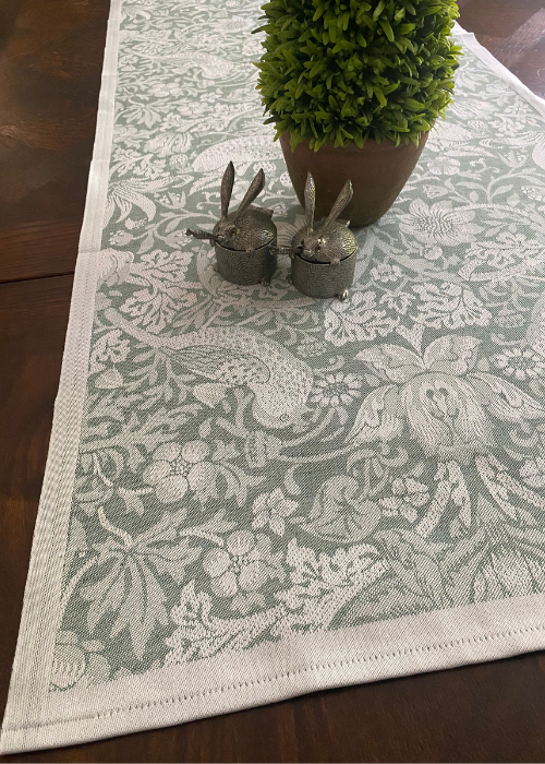 Table Runner - Strawberry Thief