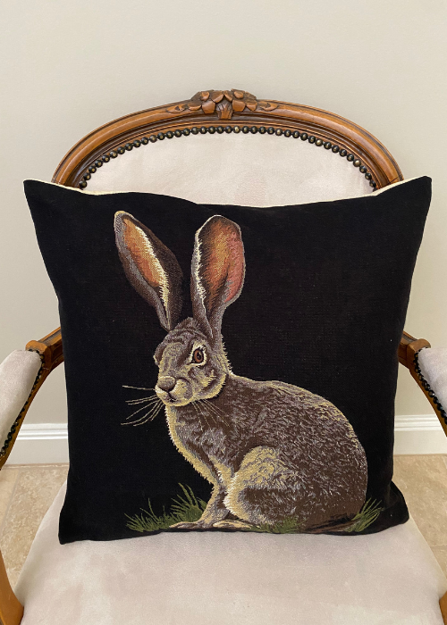 Cushion Hare - Black