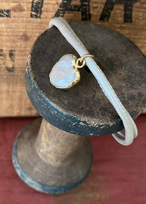 Bracelet - Leather - Mother Of Pearl - Gold Filled