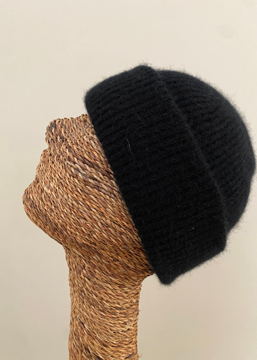 Beanie - Ribbed Possum - Black