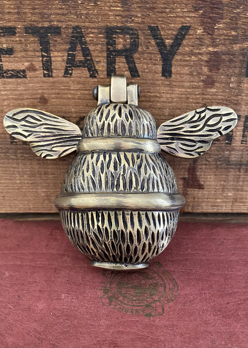 Door Knocker - Bee - Brass
