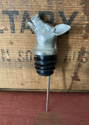 Wine Pourer - Aerator - Pig