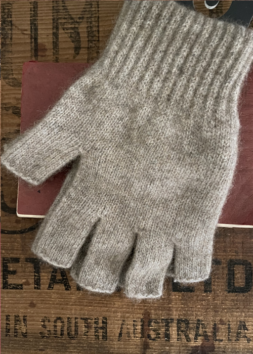 Gloves - Fingerless - Small - Mocha