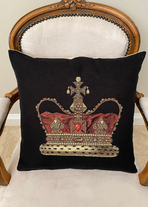 Cushion - Crown Black