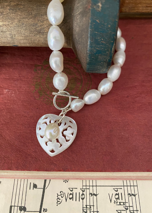 Bracelet - Baroque Fresh Water Pearls With Mother Of Pearl Heart Dangle