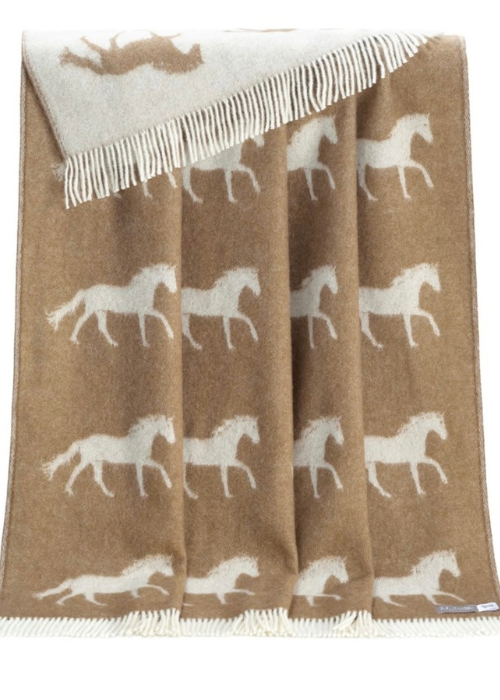 Throw - Brown Horse