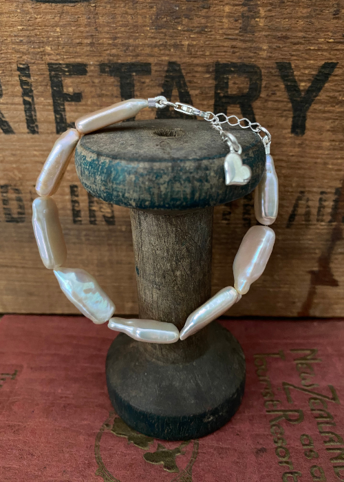 Bracelet - Pink Biwa