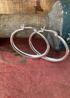 Earrings - Sterling Silver Oval Hoop