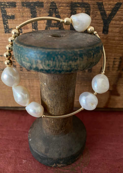 Bracelet - Fresh Water Pearl And Yellow Gold Filled