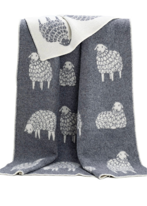 Throw - Sheep Soft Grey