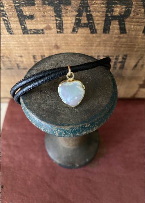 Bracelet - Leather - Mother Of Pearl - Gold Filled