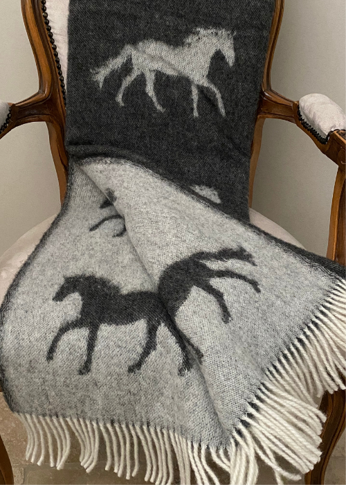 Throw - Soft Black Horse