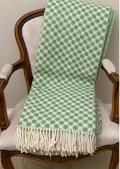 Throw Rug - Green Spot