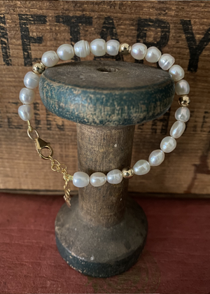 Bracelet - Fresh Water Pearl - Gold Filled With Extension Chain