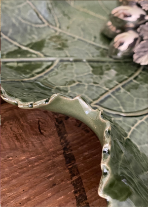 Plate - Ceramic Grape Design With Pewter Grape Motif