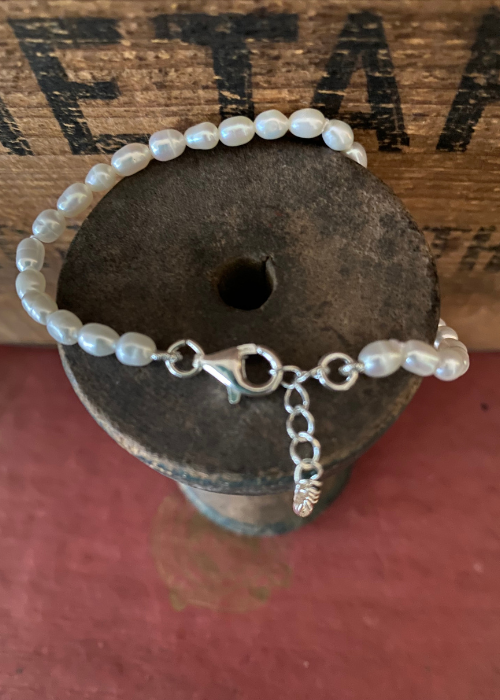 Bracelet - Oval Fresh Water Pearl And Sterling Silver
