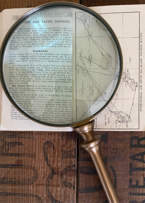 Magnifier - Extra Large Brass