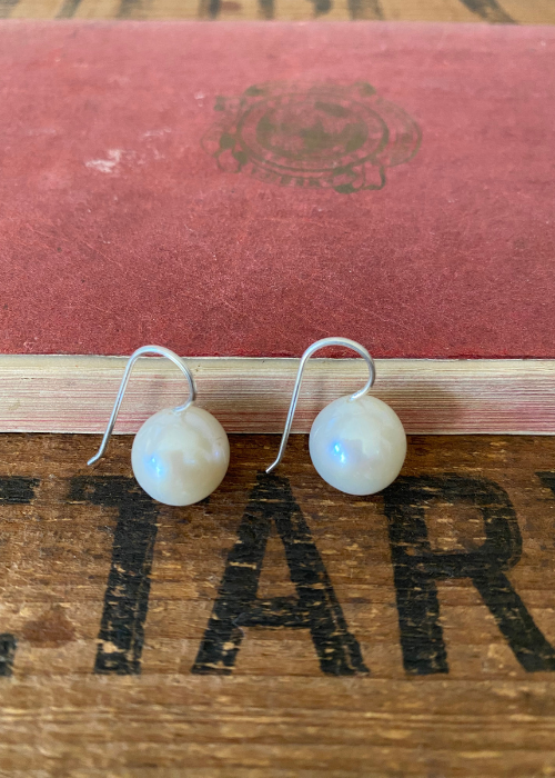 Earrings - Round Pearl Fixed Hook