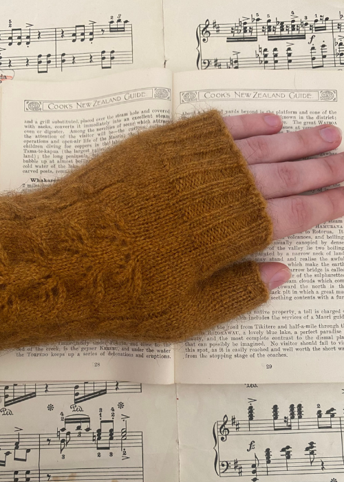 Glovelet Possum - Cable - Honeycomb