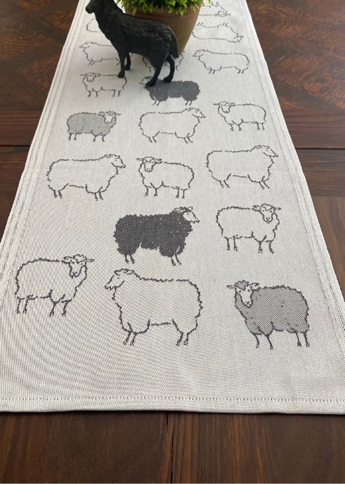 Table Runner - Sheepfold