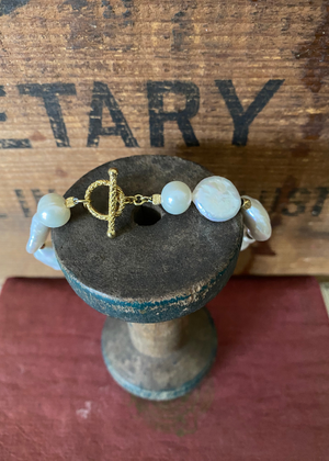 Bracelet - Freshwater Pearl With Brass Beads