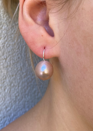 Pearl Earrings - Pink